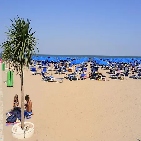 Apartment Welcoming Sea View - Beahost